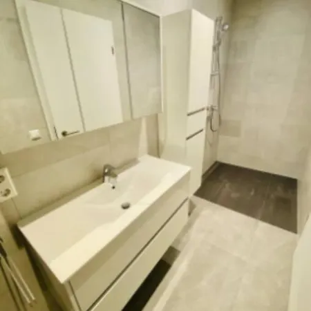 Διαμέρισμα Charming 2 Bedrooms Flat In Center W Free Parking &terrace