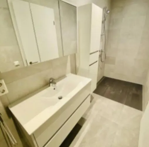 Apartment Charming 2 Bedrooms Flat In Center W Free Parking &terrace