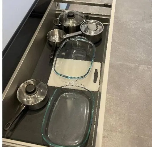 Charming 2 Bedrooms Flat In Center W Free Parking &terrace Apartment