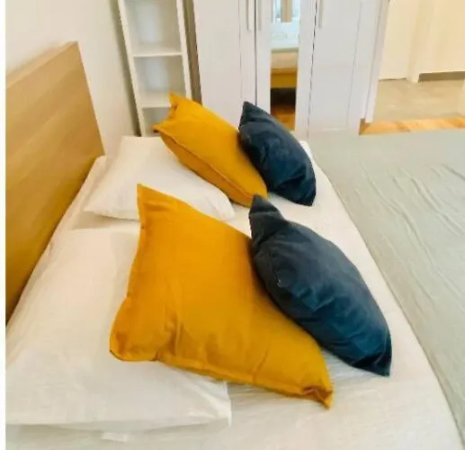 Charming 2 Bedrooms Flat In Center W Free Parking &terrace Apartment Luxemburg