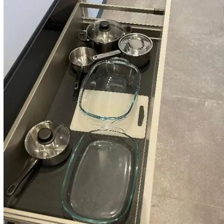 Charming 2 Bedrooms Flat In Center W Free Parking &terrace アパート